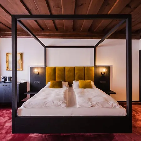 Hotel Conti 3*